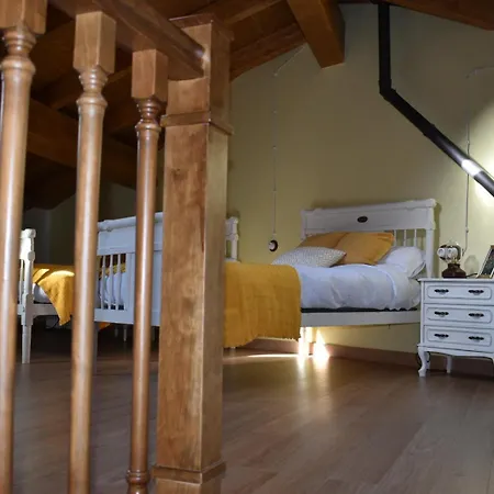 Casa Amarilla Arribes Hébergement de vacances *