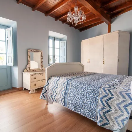 Casa Amarilla Arribes Holiday home Cerezal de Penahorcada