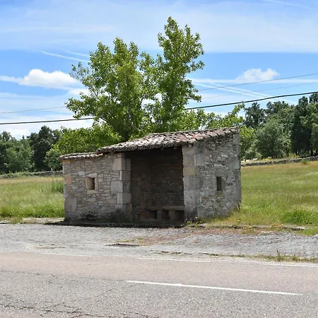 Casa Amarilla Arribes Nyaraló Cerezal de Penahorcada